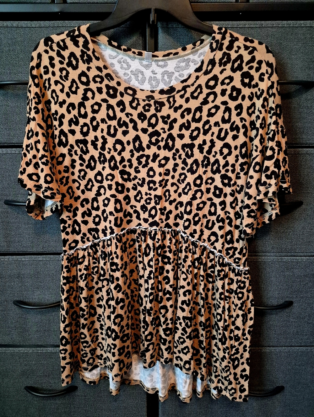 Leopard Print Short Sleeve Babydoll Top - Tan/Black